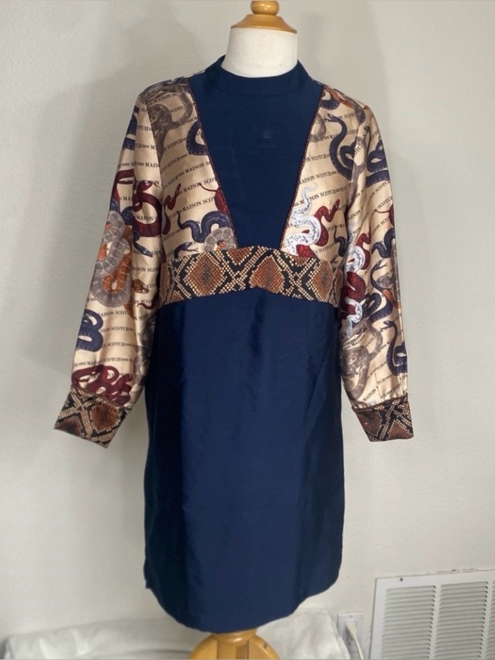 SCOTCH & SODA Women's Jacquard Snake Print Long Sleeve Shift Dress Size Medium